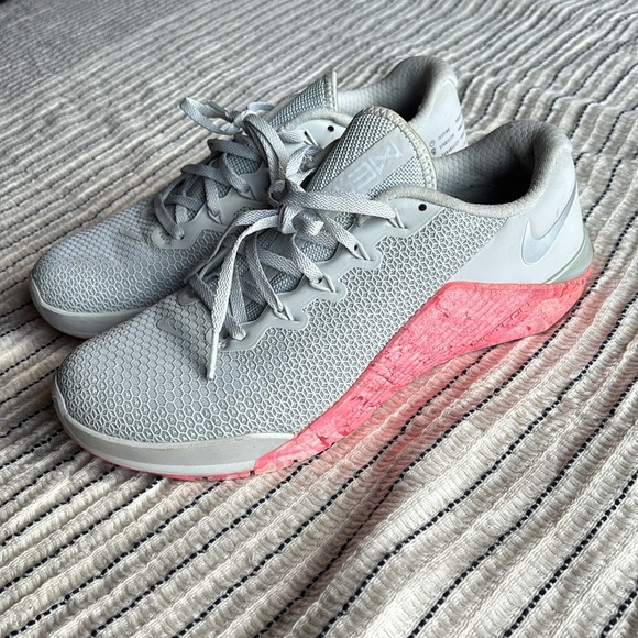 Gray and pink women’s Nike Metcons pure platinum, gently used - Picture 3 of 4